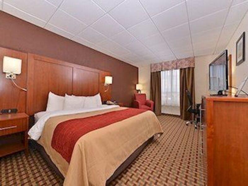 Quality Inn And Suites Conference Center Ρίτσμοντ Εξωτερικό φωτογραφία