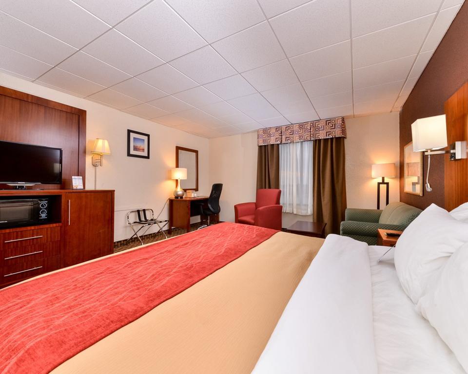Quality Inn And Suites Conference Center Ρίτσμοντ Δωμάτιο φωτογραφία