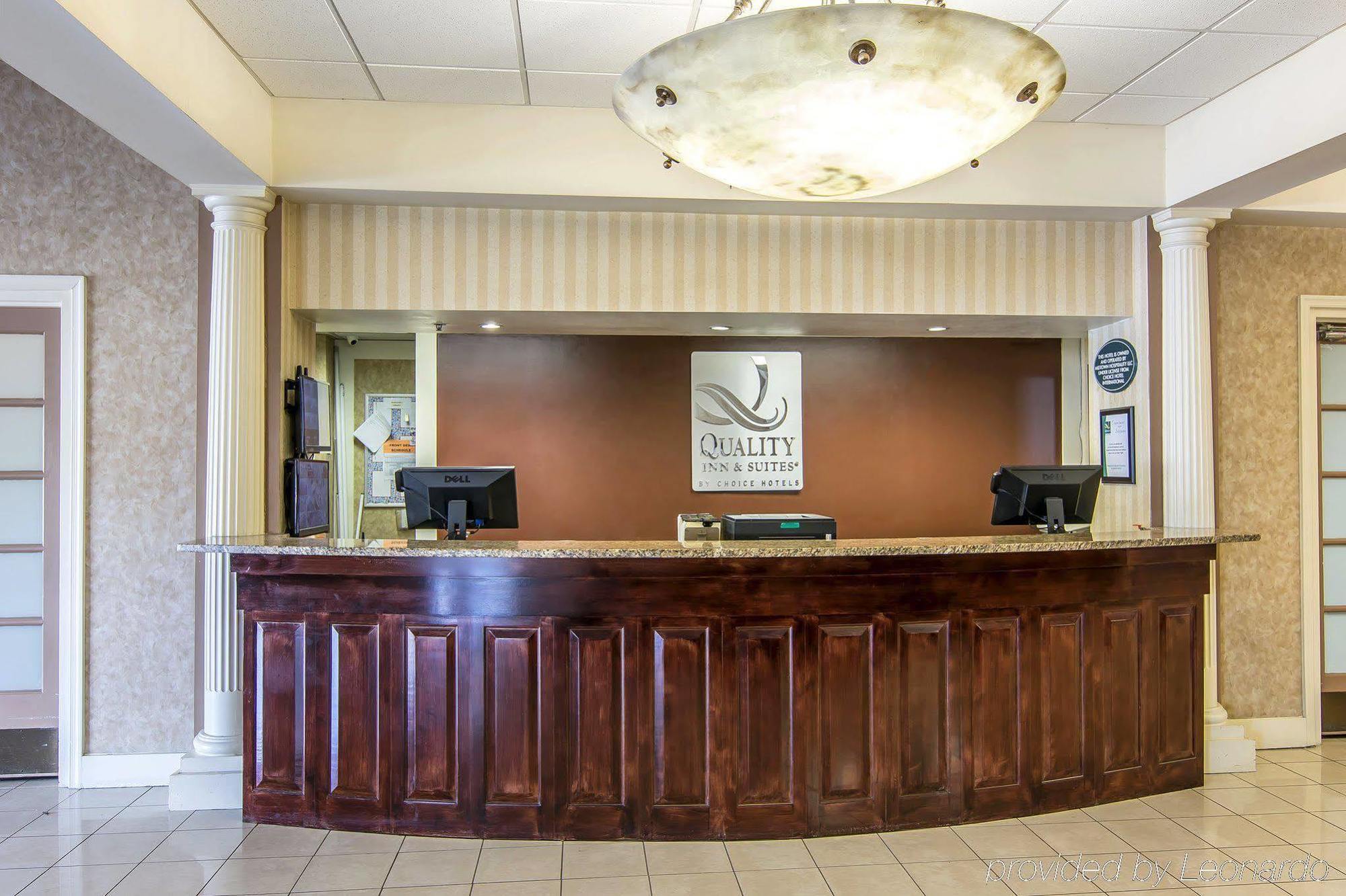 Quality Inn And Suites Conference Center Ρίτσμοντ Εξωτερικό φωτογραφία