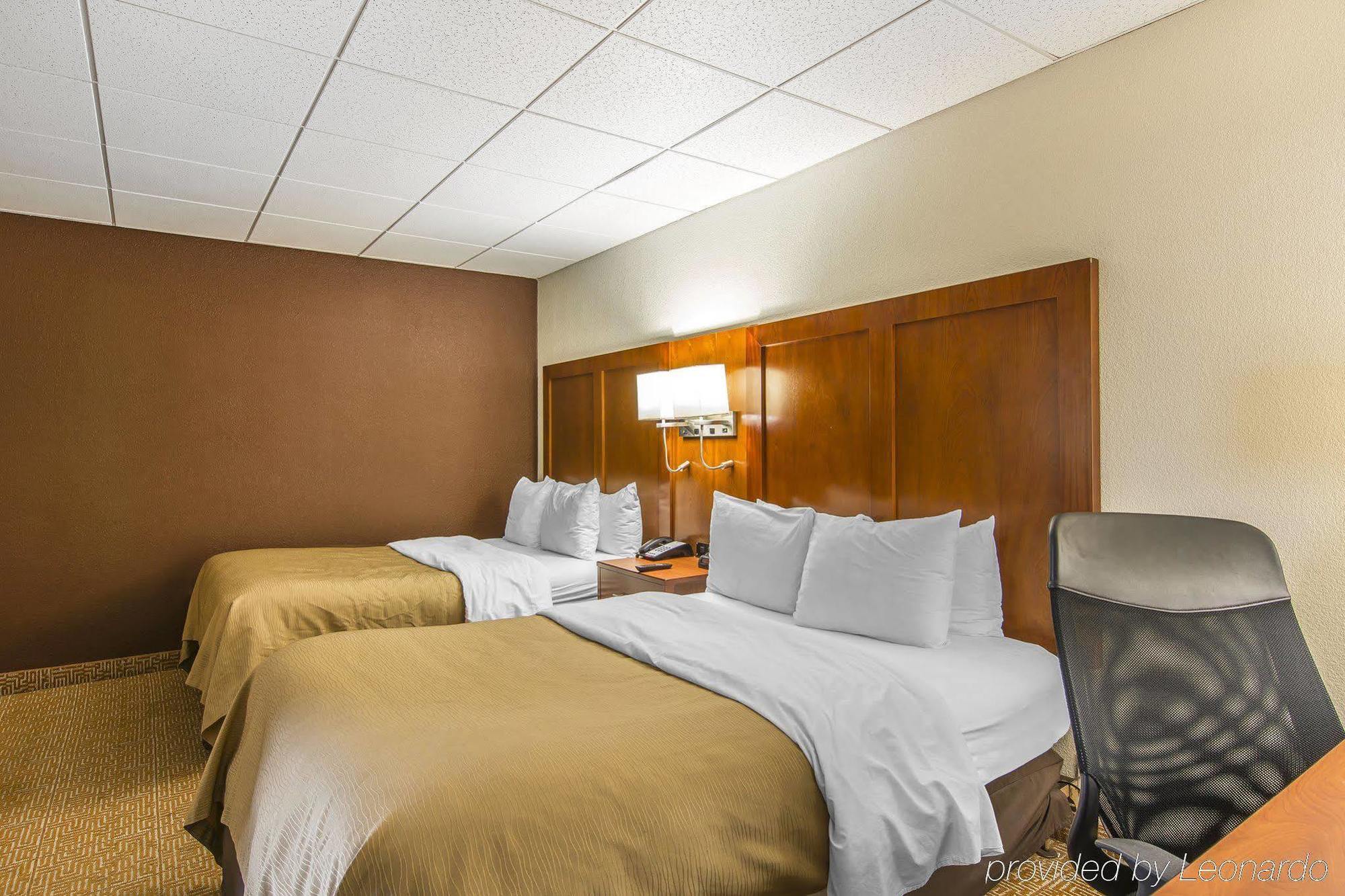 Quality Inn And Suites Conference Center Ρίτσμοντ Εξωτερικό φωτογραφία